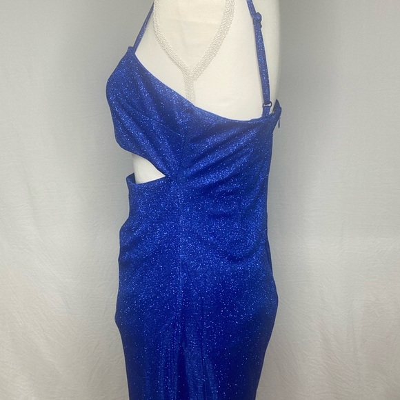 (NWT) blue wiht glitter,adjustable straps,open under the bust - Picture 3 of 6